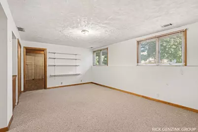 901 Creekridge Drive, Holland, MI 49423 - Photo 25