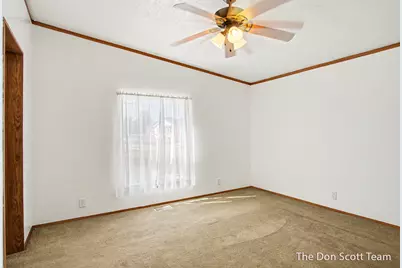 3660 Lilyfield Drive, Cedar Springs, MI 49319 - Photo 9