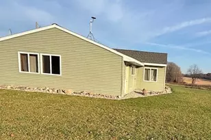 1637 N State Road N, Ionia, MI 48846 - Photo 3