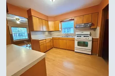 2240 Avon Street, Saginaw, MI 48602 - Photo 5