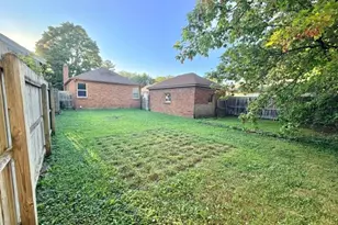 2240 Avon St, Saginaw, MI 48602 - Photo 25