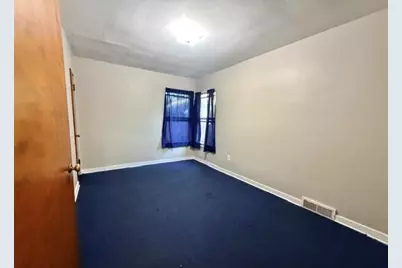 2240 Avon Street, Saginaw, MI 48602 - Photo 9