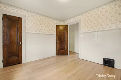 533 E Central Avenue, Zeeland, MI 49464 - Photo 19