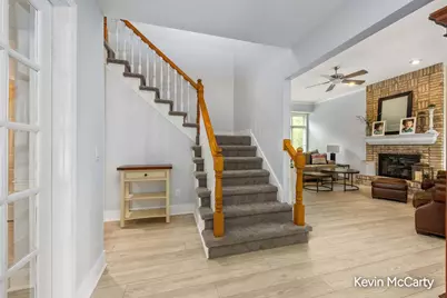 2507 Ridgecroft Avenue SE, Grand Rapids, MI 49546 - Photo 7
