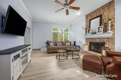 2507 Ridgecroft Avenue SE, Grand Rapids, MI 49546 - Photo 11