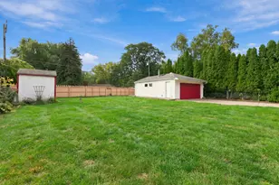 29821 Mason St, Livonia, MI 48154 - Photo 9