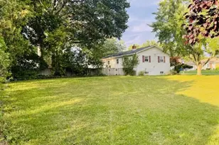 2535 Powers Ave NW, Grand Rapids, MI 49544 - Photo 3