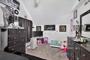 741 Kennedy St, Jackson, MI 49202 - Photo 25
