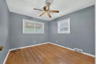 9961 Niver Ave, Allen Park, MI 48101 - Photo 11
