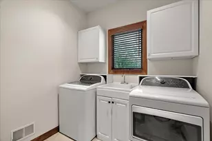 3958 Fox Woods Rd, Saint Joseph, MI 49085 - Photo 25