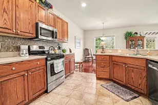 460 Canfield St, Milan, MI 48160 - Photo 7