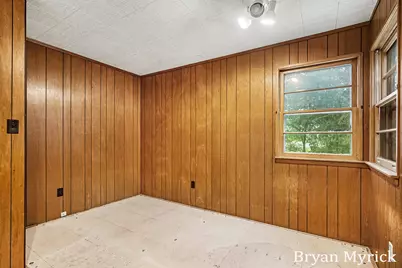 819 W 25th Street, Holland, MI 49423 - Photo 21