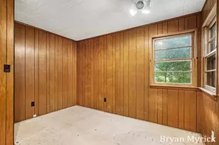 819 W 25th St, Holland, MI 49423 - Photo 21