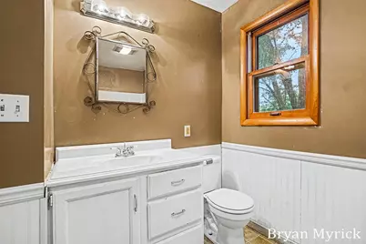 819 W 25th Street, Holland, MI 49423 - Photo 23