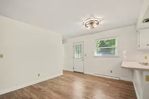 1892 Maple Ln, Benton Harbor, MI 49022 - Photo 9