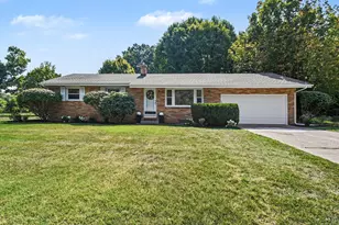 1892 Maple Ln, Benton Harbor, MI 49022 - Photo 1