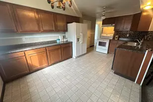 33829 Yuma St, Westland, MI 48185 - Photo 9