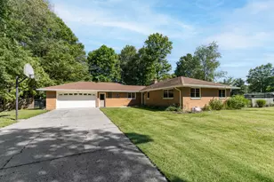 5185 S 11th Street S, Kalamazoo, MI 49009 - Photo 1