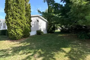 1990 Ironwood W Ct, Muskegon, MI 49442 - Photo 7