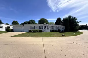 1990 Ironwood W Ct, Muskegon, MI 49442 - Photo 1
