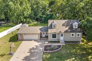 10702 Settlewood Dr SE, Lowell, MI 49331 - Photo 35