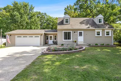 10702 Settlewood Drive SE, Lowell, MI 49331 - Photo 3