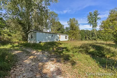 1218 N Marble Road, Belding, MI 48809 - Photo 9