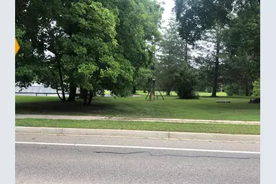 890 W Territorial Road, Battle Creek, MI 49015 - Photo 11