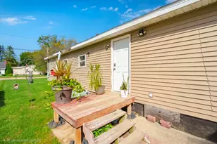 503 W Franklin St, Otsego, MI 49078 - Photo 3