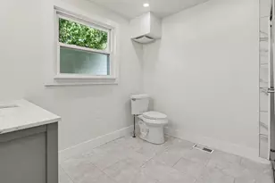 306 Griswold St, Hillsdale, MI 49242 - Photo 13