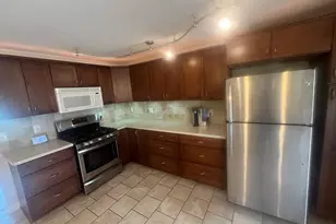 831 S Alexander St, Greenville, MI 48838 - Photo 5