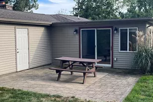 831 S Alexander St, Greenville, MI 48838 - Photo 3