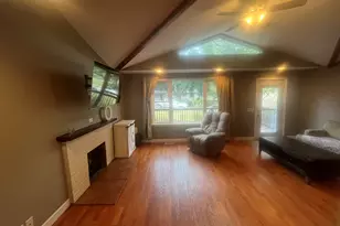 831 S Alexander St, Greenville, MI 48838 - Photo 15