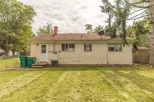1223 Duncan Ave, Ypsilanti, MI 48198 - Photo 17