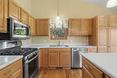 27420 Birmingham Court, Paw Paw, MI 49079 - Photo 11