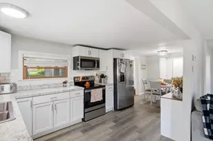 230 S National St, Howell, MI 48843 - Photo 11