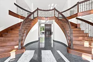 6122 Trailwood Ln, West Bloomfield, MI 48322 - Photo 9