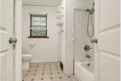 6221 Pierce Street, Coloma, MI 49038 - Photo 13