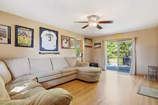 33590 Clarita St, Livonia, MI 48152 - Photo 21