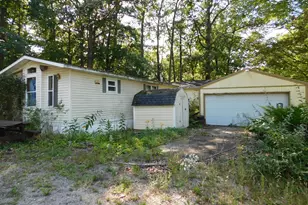 304 Magellan Ave, Houghton Lake, MI 48629 - Photo 1