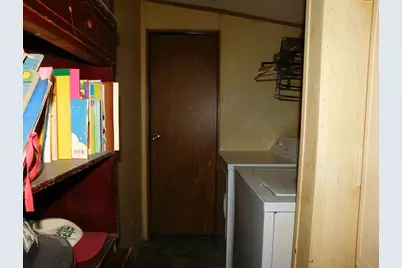 304 Magellan Avenue, Houghton Lake, MI 48629 - Photo 11
