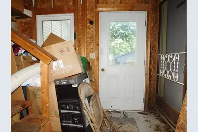 304 Magellan Avenue, Houghton Lake, MI 48629 - Photo 17