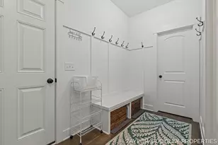 8129 Honeysuckle Hl Ct SE, Grand Rapids, MI 49512 - Photo 27