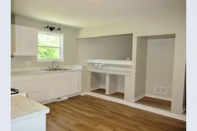 1018 N Mingo Street, Albion, MI 49224 - Photo 9