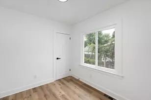 57 West End Ave, Waterford, MI 48328 - Photo 15