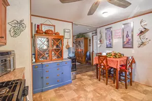 2 Powell St, Battle Creek, MI 49014 - Photo 9