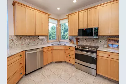 22533 Vineyard Circle, Mattawan, MI 49071 - Photo 13