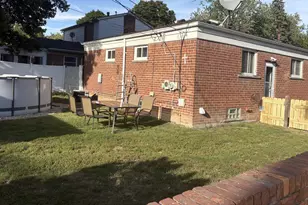 4020 Gertrude St, Dearborn Heights, MI 48125 - Photo 15