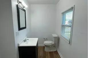 8109 Woodlawn St, Detroit, MI 48213 - Photo 17