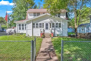 90 N Norwood Ave, Hillsdale, MI 49242 - Photo 1